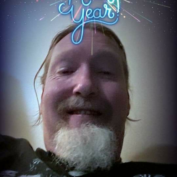 Meet your Posher, Sam - Picture 2 of 3